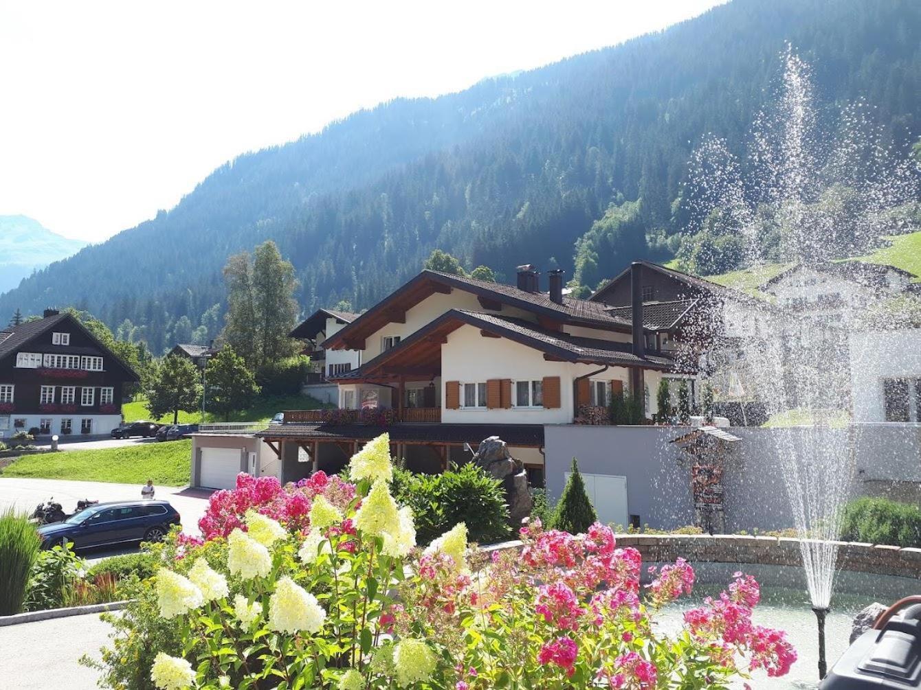 Apartamento Haus Dagmar Silbertal Exterior foto